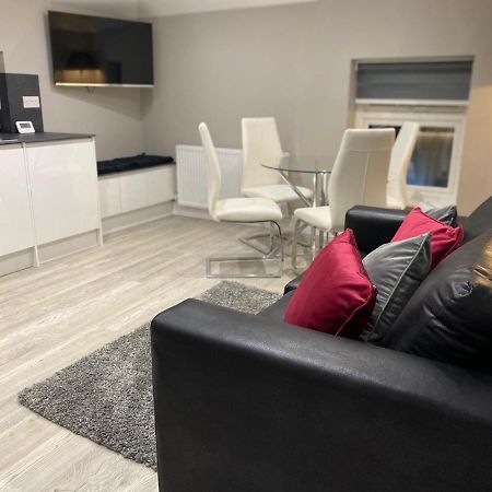 Amazing Central High Street Self Contained Apartments By Syl Watford  Luaran gambar