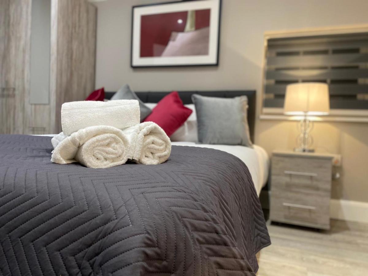 Amazing Central High Street Self Contained Apartments By Syl Watford  Luaran gambar