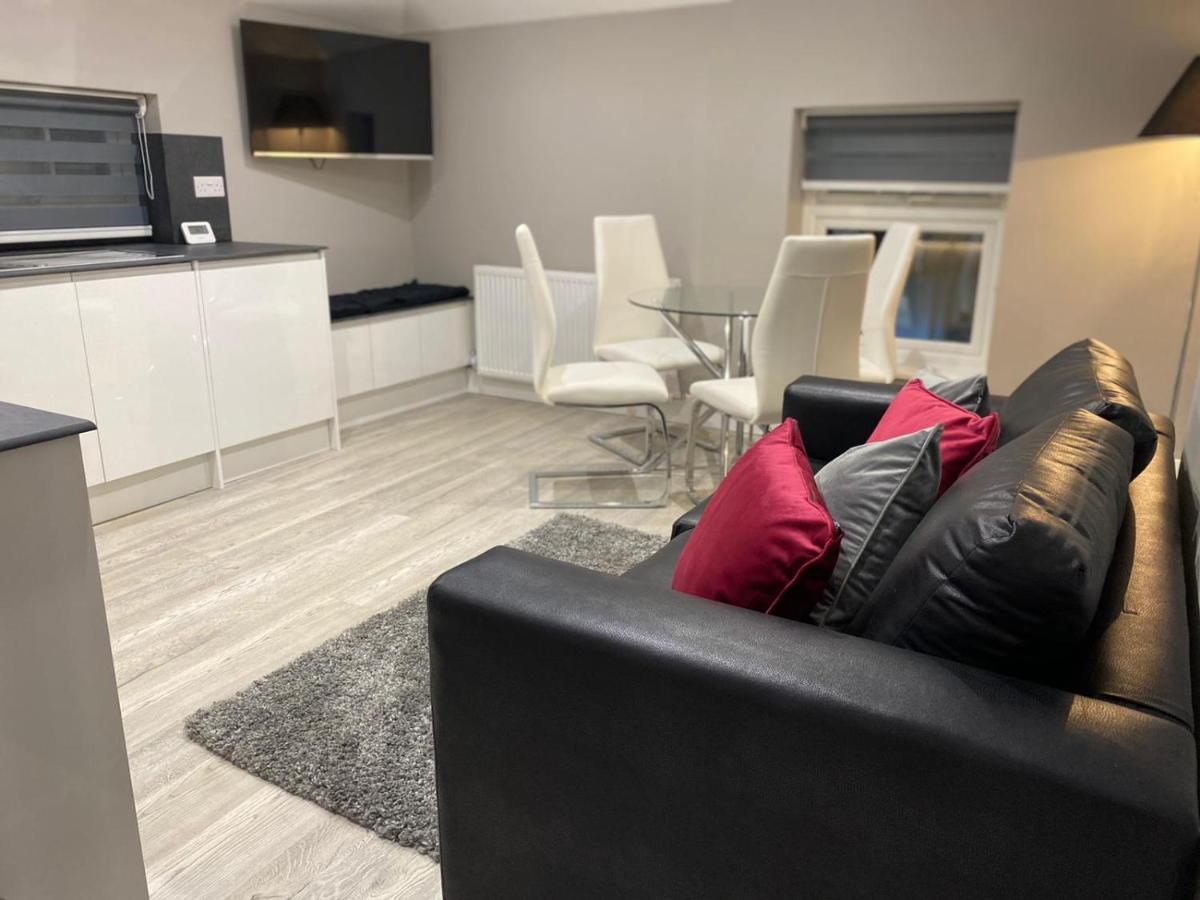 Amazing Central High Street Self Contained Apartments By Syl Watford  Luaran gambar