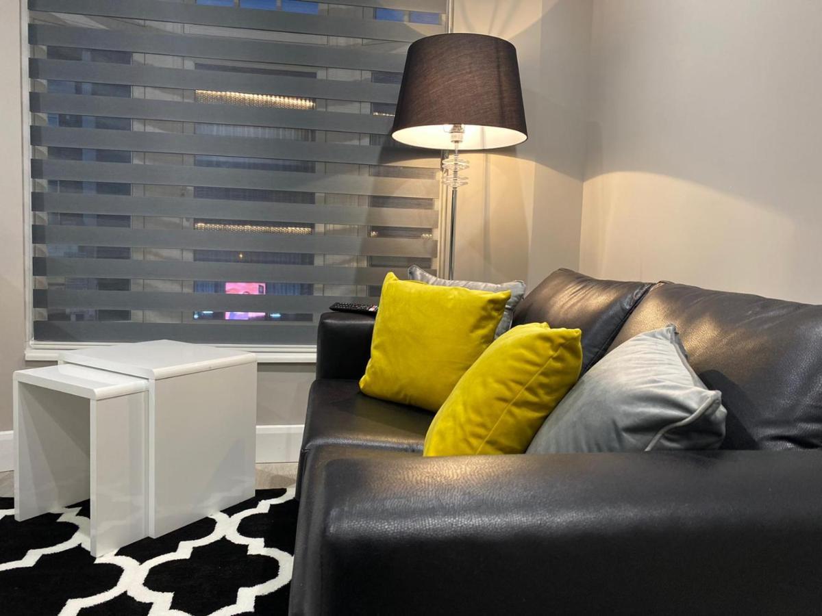 Amazing Central High Street Self Contained Apartments By Syl Watford  Luaran gambar